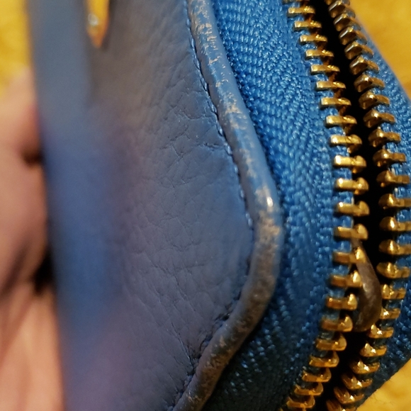 Michael Kors Jet Set zippered wallet - Picture 12 of 14